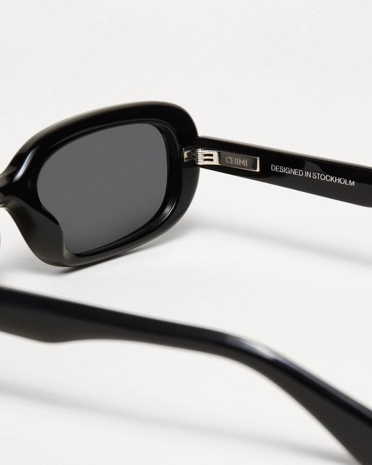 12 Core Sunglasses Black
