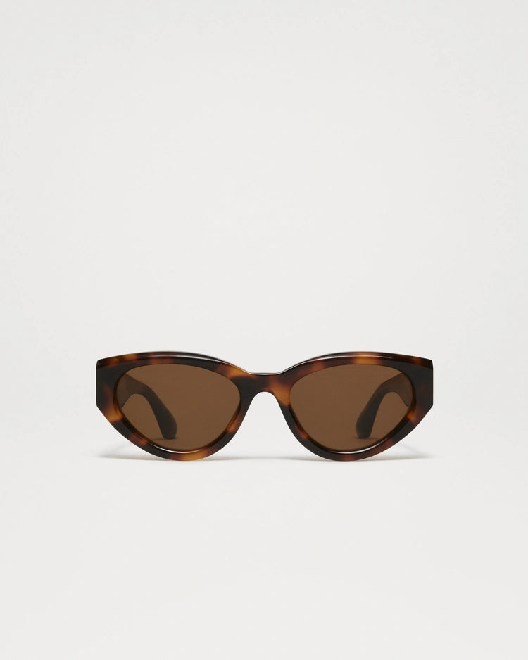 06 Core Sunglasses Tortoise