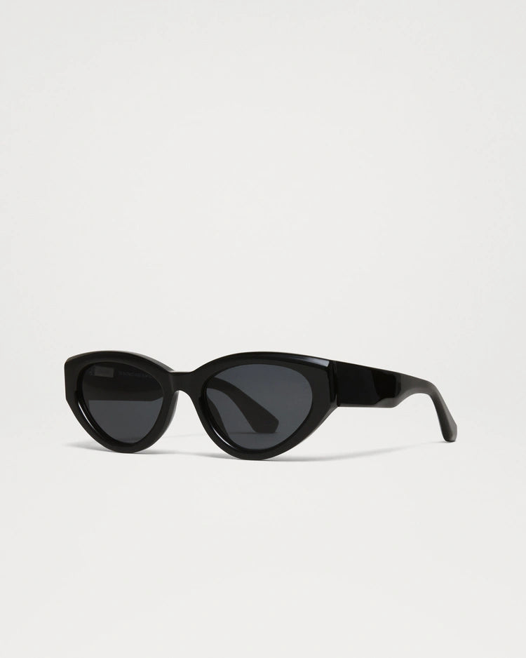 06 Core Sunglasses Black