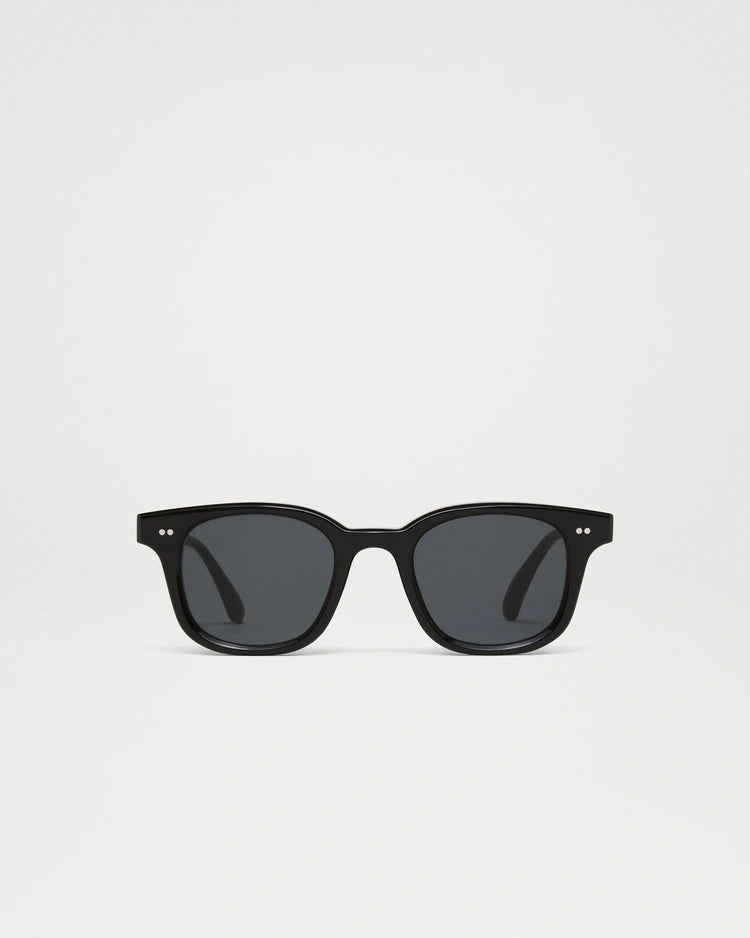 02 Core Sunglasses Black