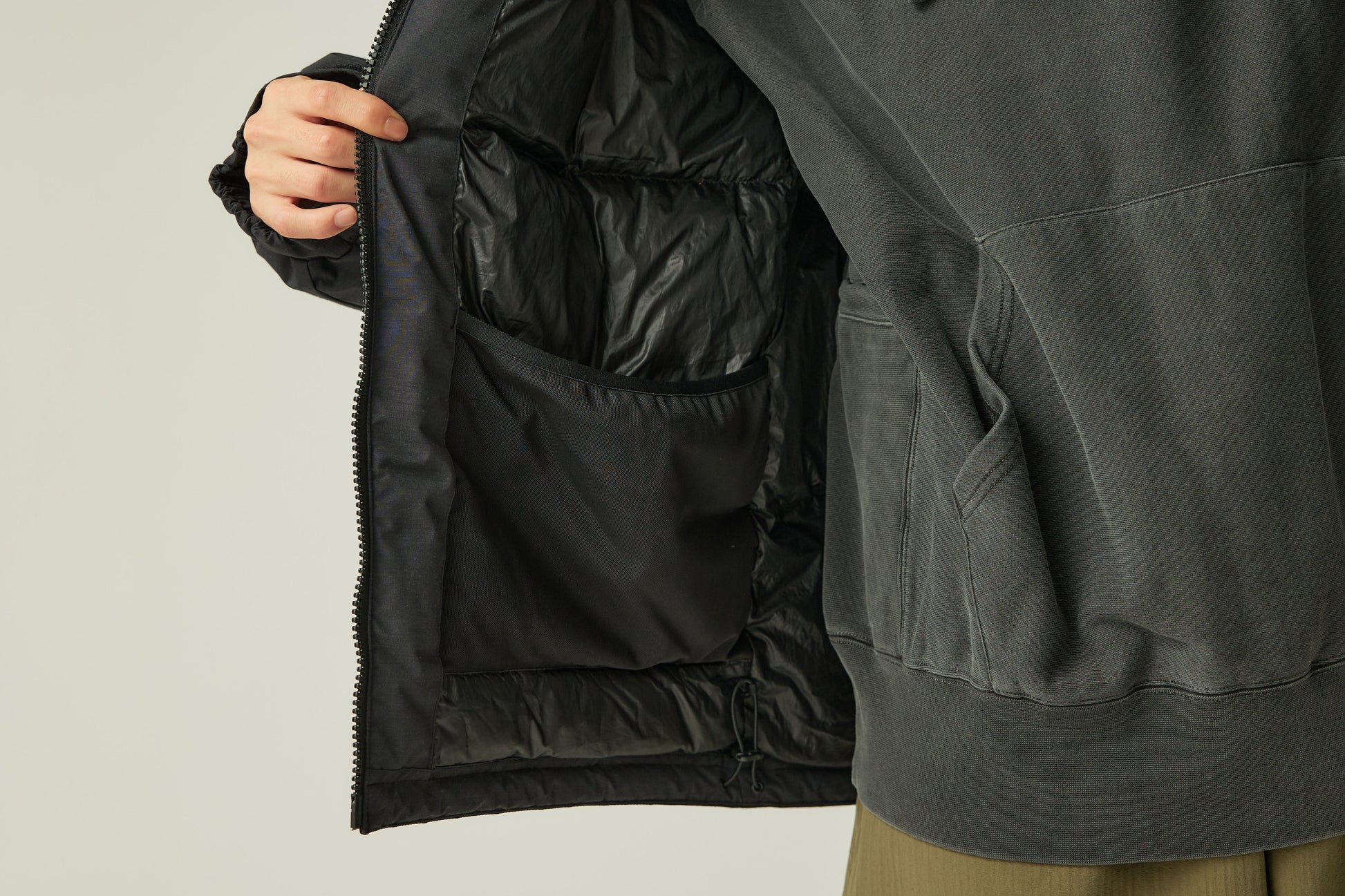 FR 2L Down Jacket Black