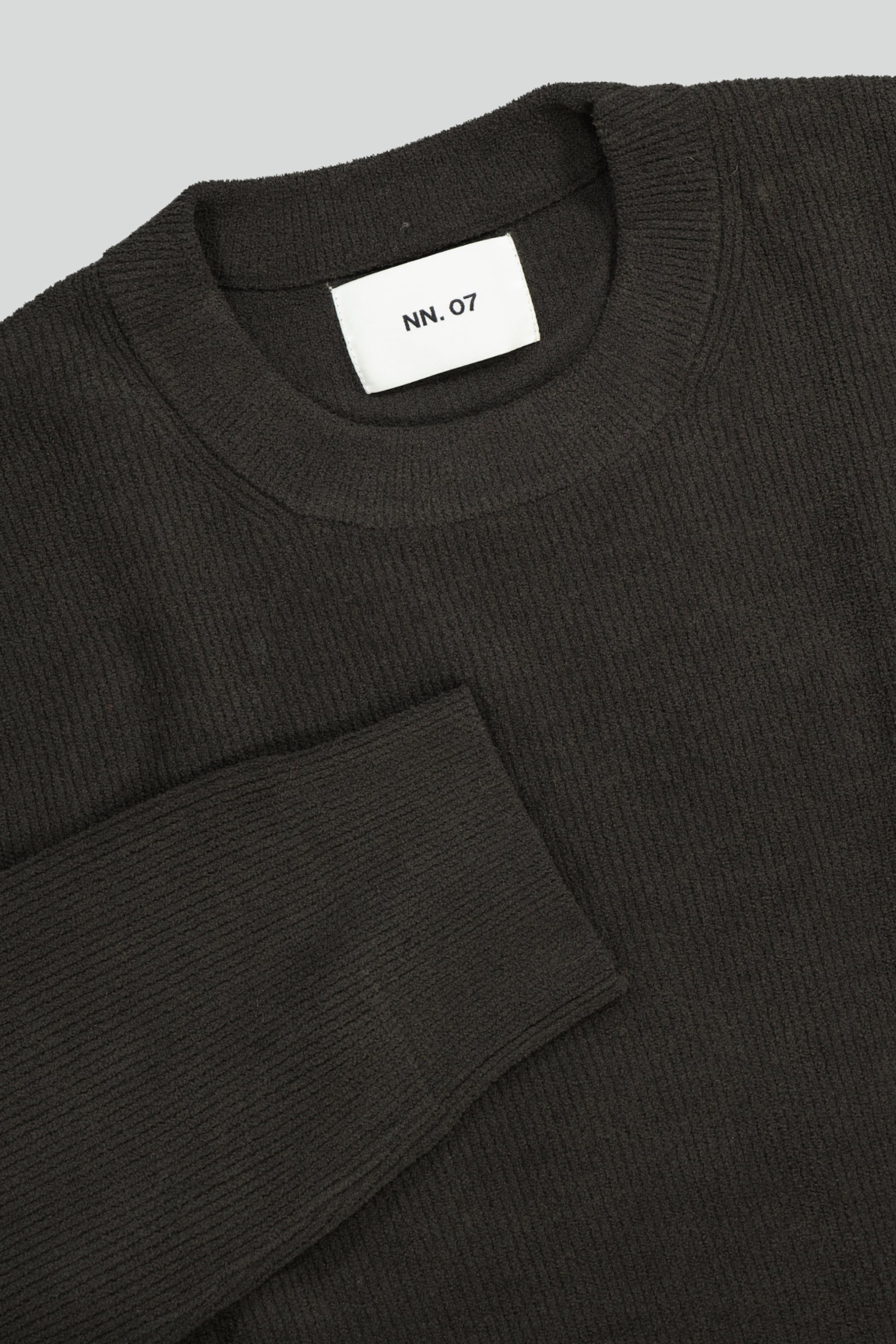 Danny Crewneck Dark Army
