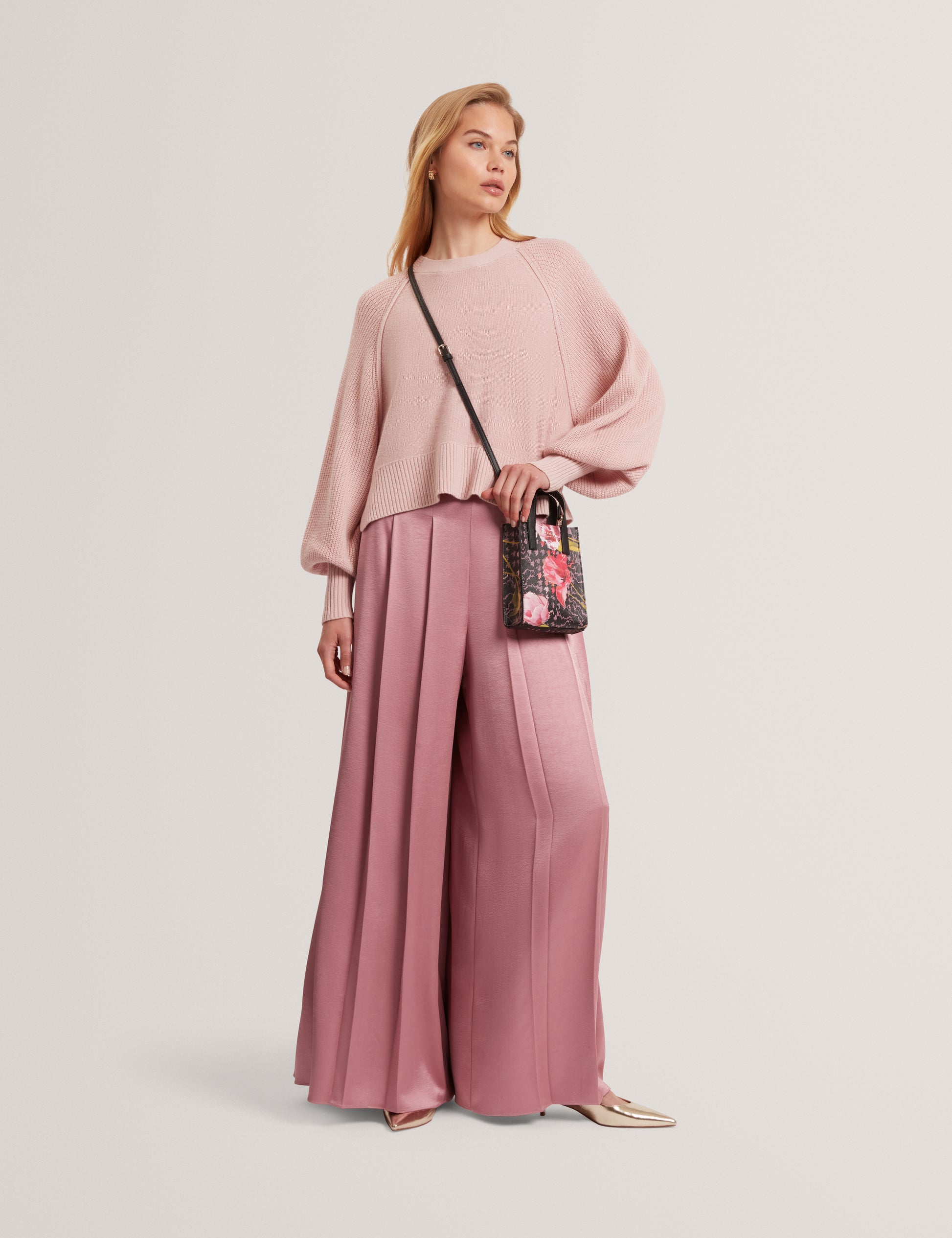 Vicckii Crew Neck Knitted Jumper