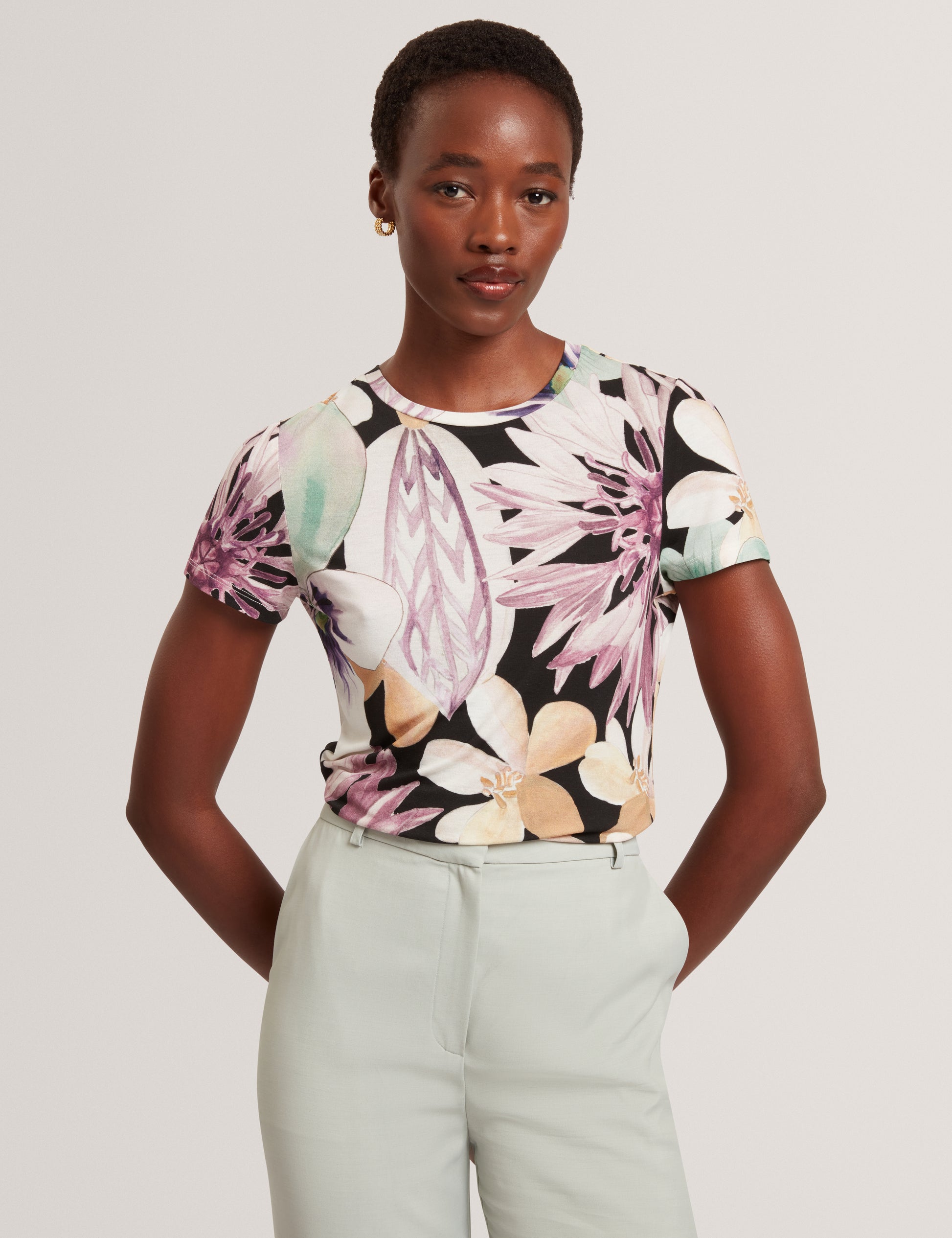 Saalma Printed Fitted Tee