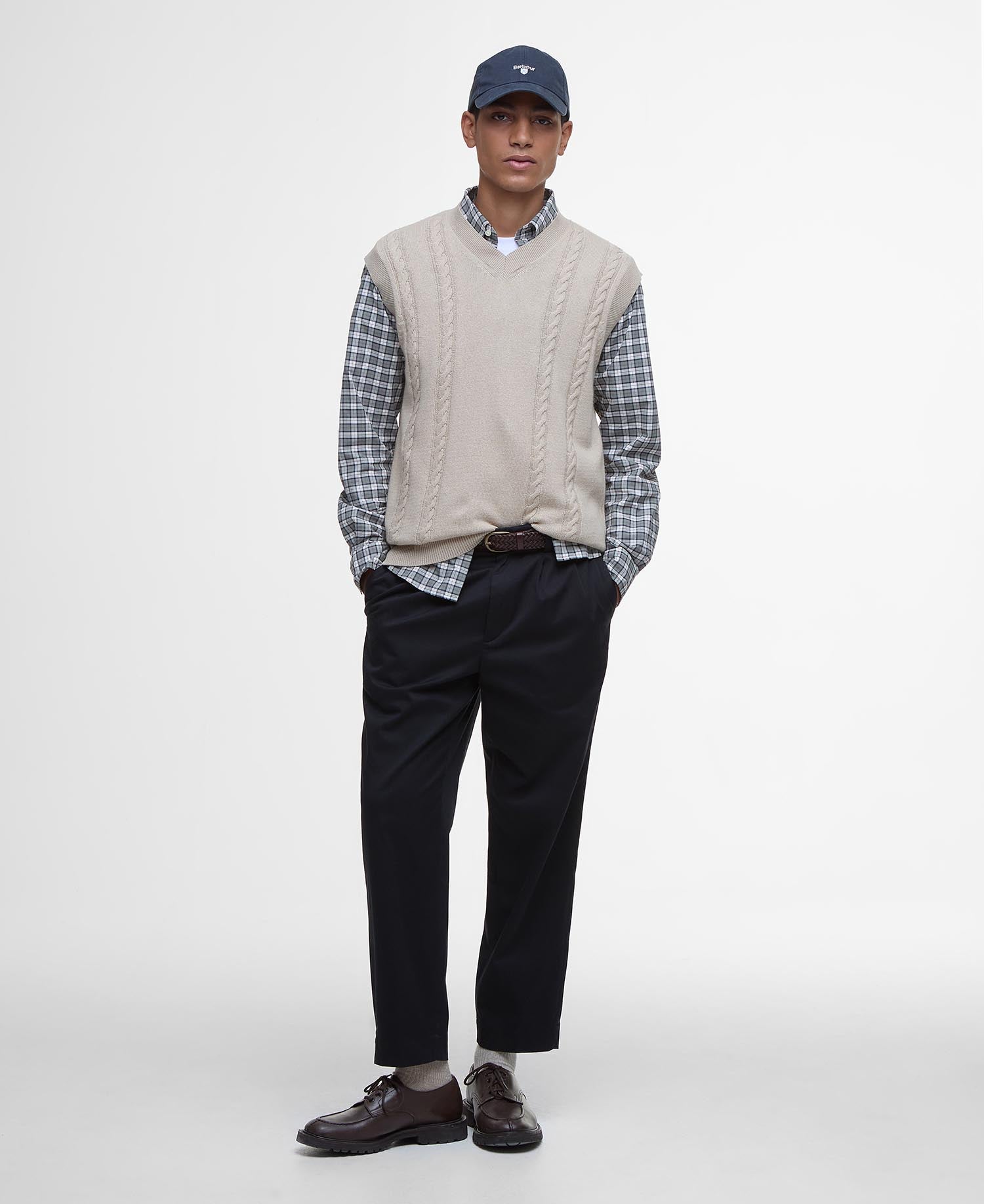 Navar Knitted Vest Stone