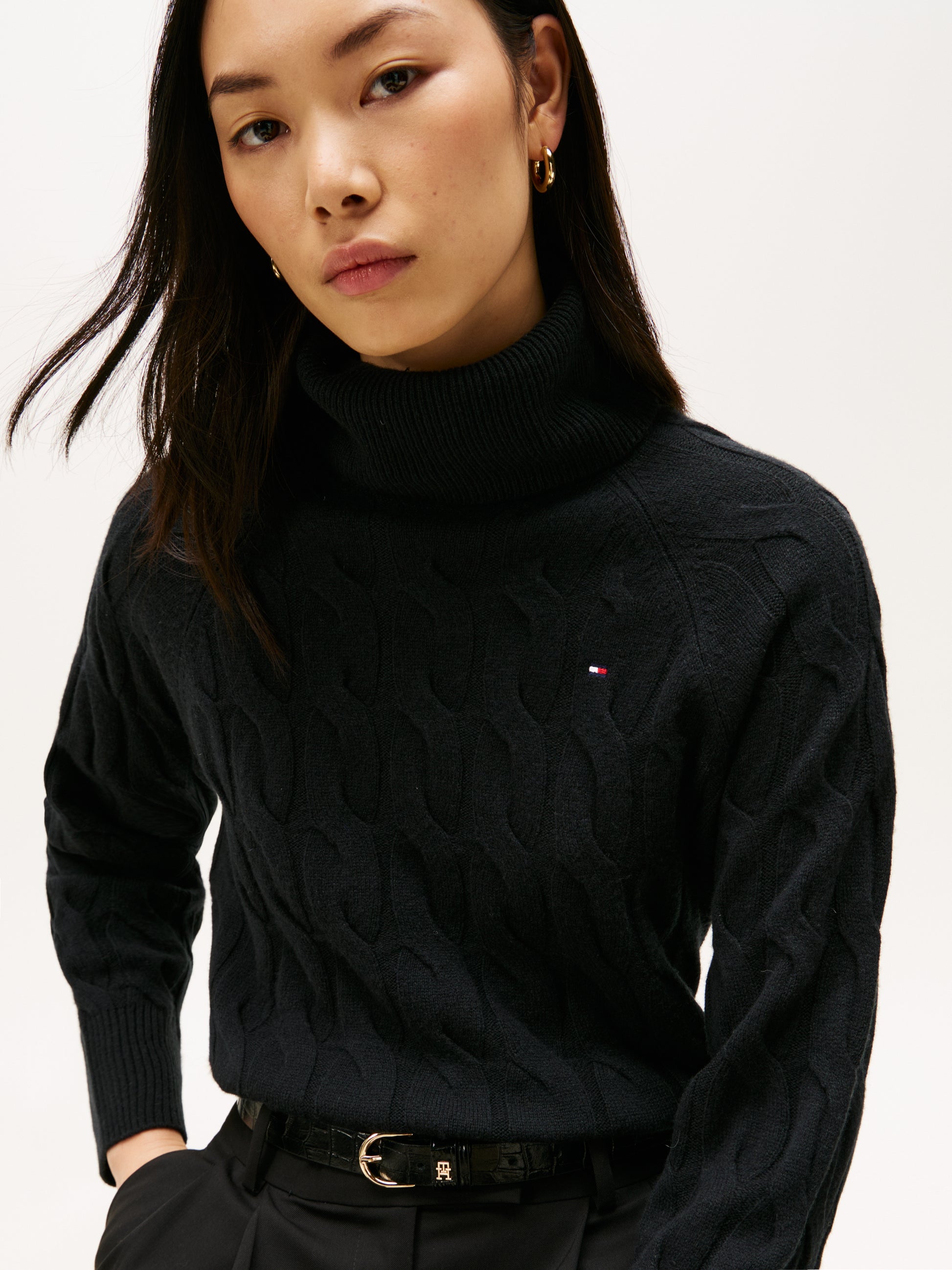 Soft Wool Cable Roll Neck Sweatshirt