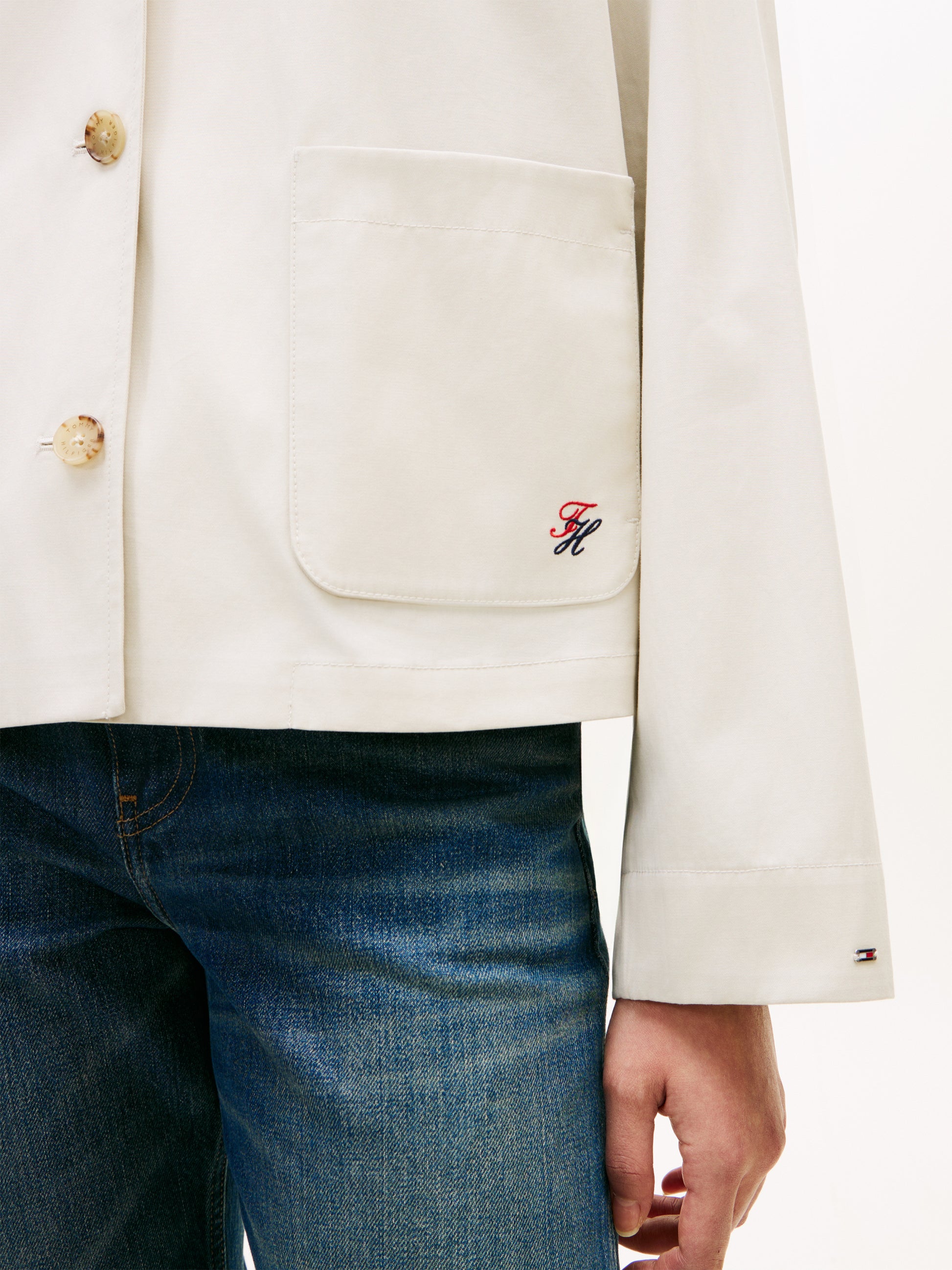 Water Repellent Collared Relaxed Short Jacket